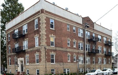 Nicholas Nicolaou and Adam Zweibel of Gebroe Hammer represented both parties SELA Realty acquires 42 Park Ave. in Bloomfield, NJ for $3.05 million